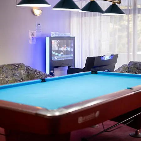 Hotel Edelweiss 3*